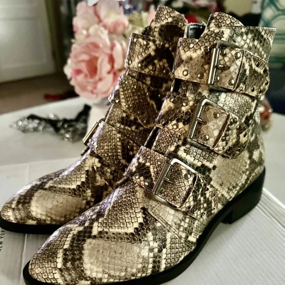 Steven New York Harmon Women's White Snake Boots Sz 7.5 - Picture 5 of 7